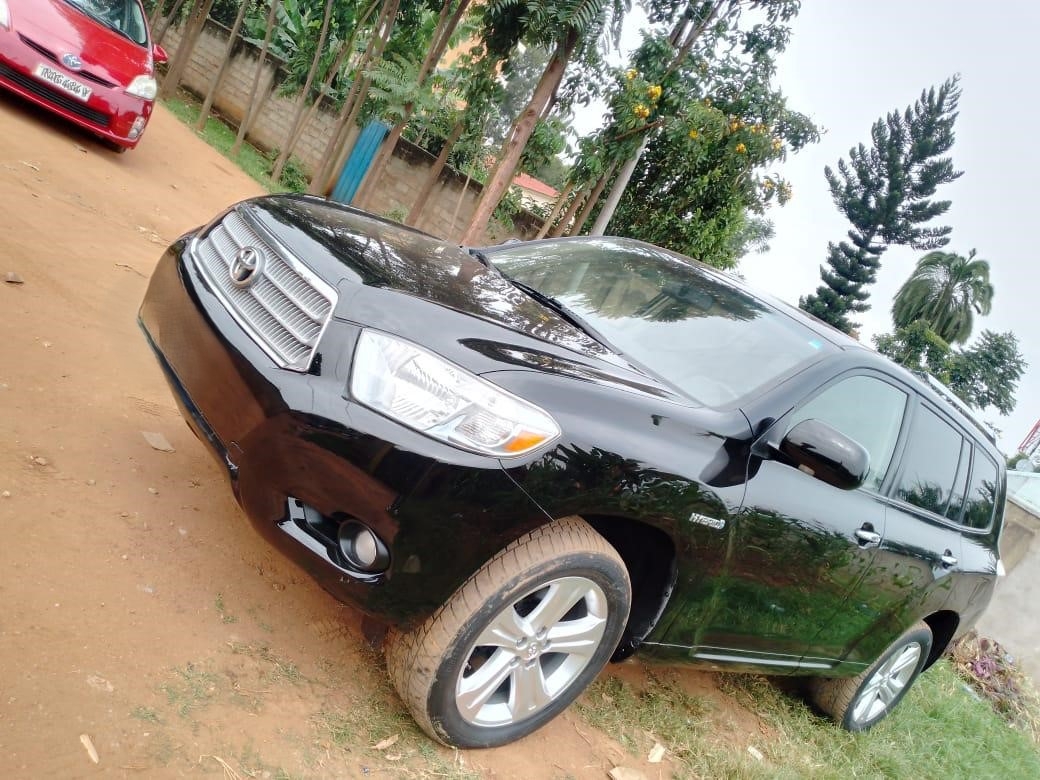 BERE 331 : NEW AND VERY NICE Toyota HIGHLAND HYBRID is available for sale