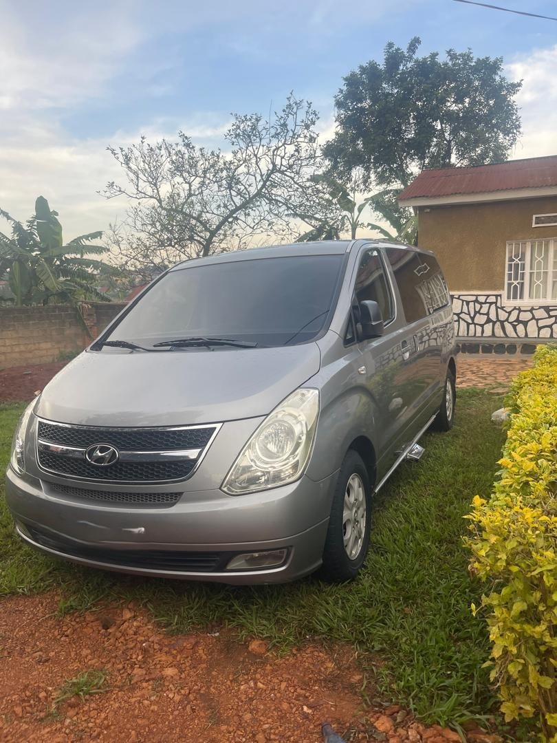 BERE 339: 2011 HYUNDAI STAREX(Hyundai H-1) is available for sale